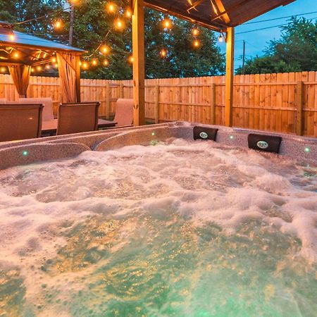 5 Mins To Speedway! Walk To Zoo, Wr Park, Iupui! Villa Indianapolis Exterior photo