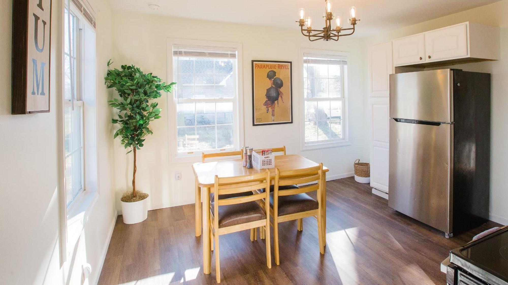 5 Mins To Speedway! Walk To Zoo, Wr Park, Iupui! Villa Indianapolis Exterior photo